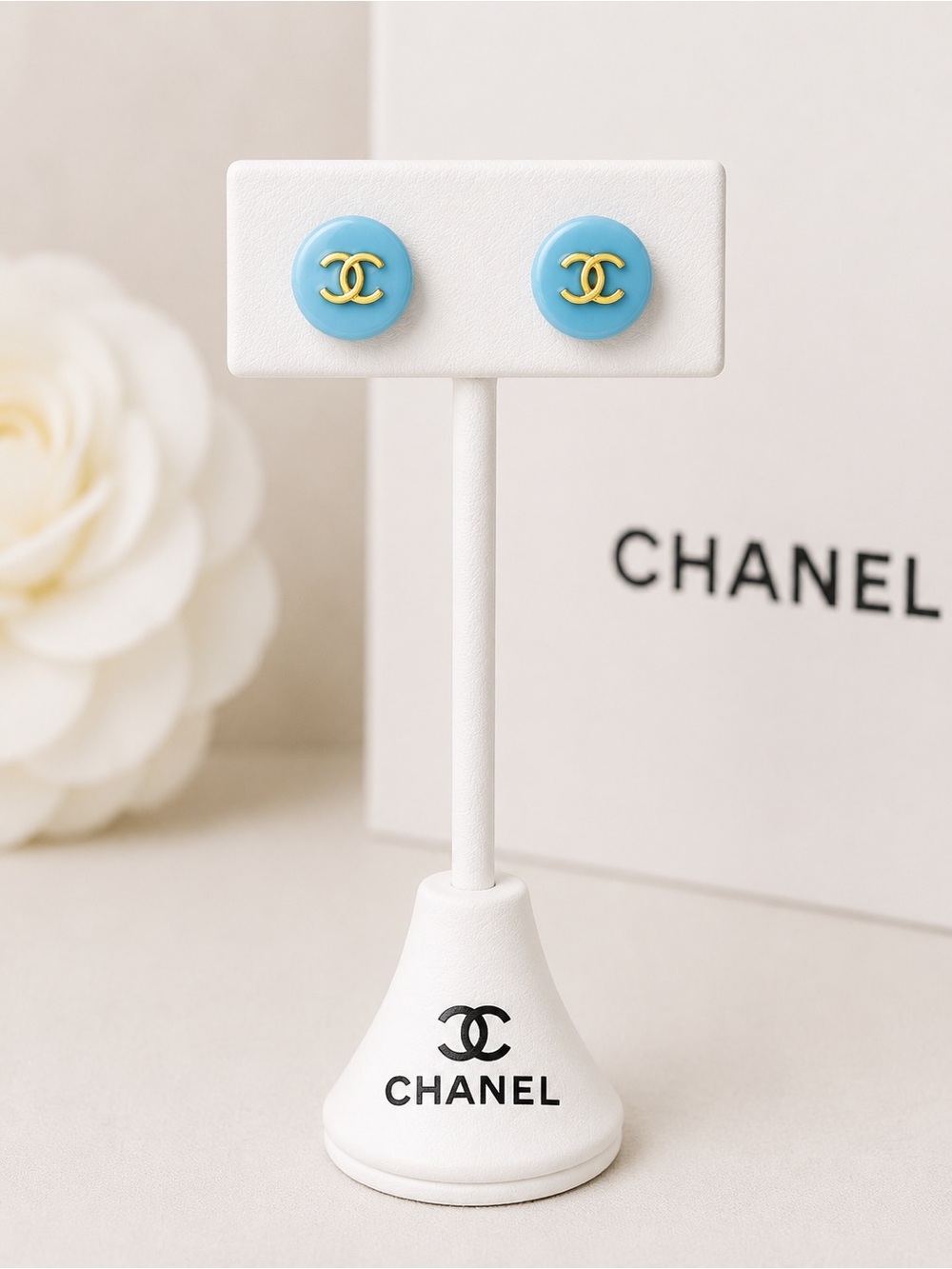 CHANEL Blue and Gold Round CC Logo Stud Earrings 1.5cm